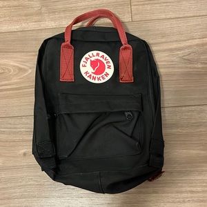 Mini Fjallraven Kanken Backpack